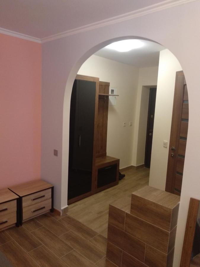 Apartment In The Center Iwano-Frankiwsk Zewnętrze zdjęcie